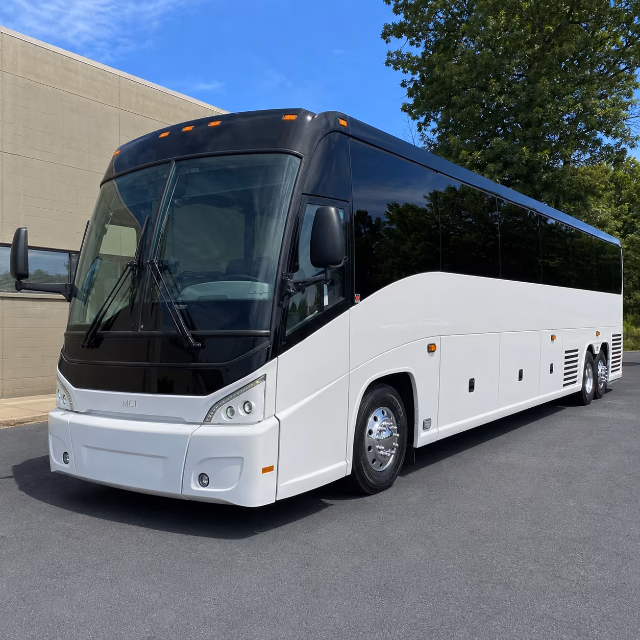 elizabeth airport transportation onboard seating