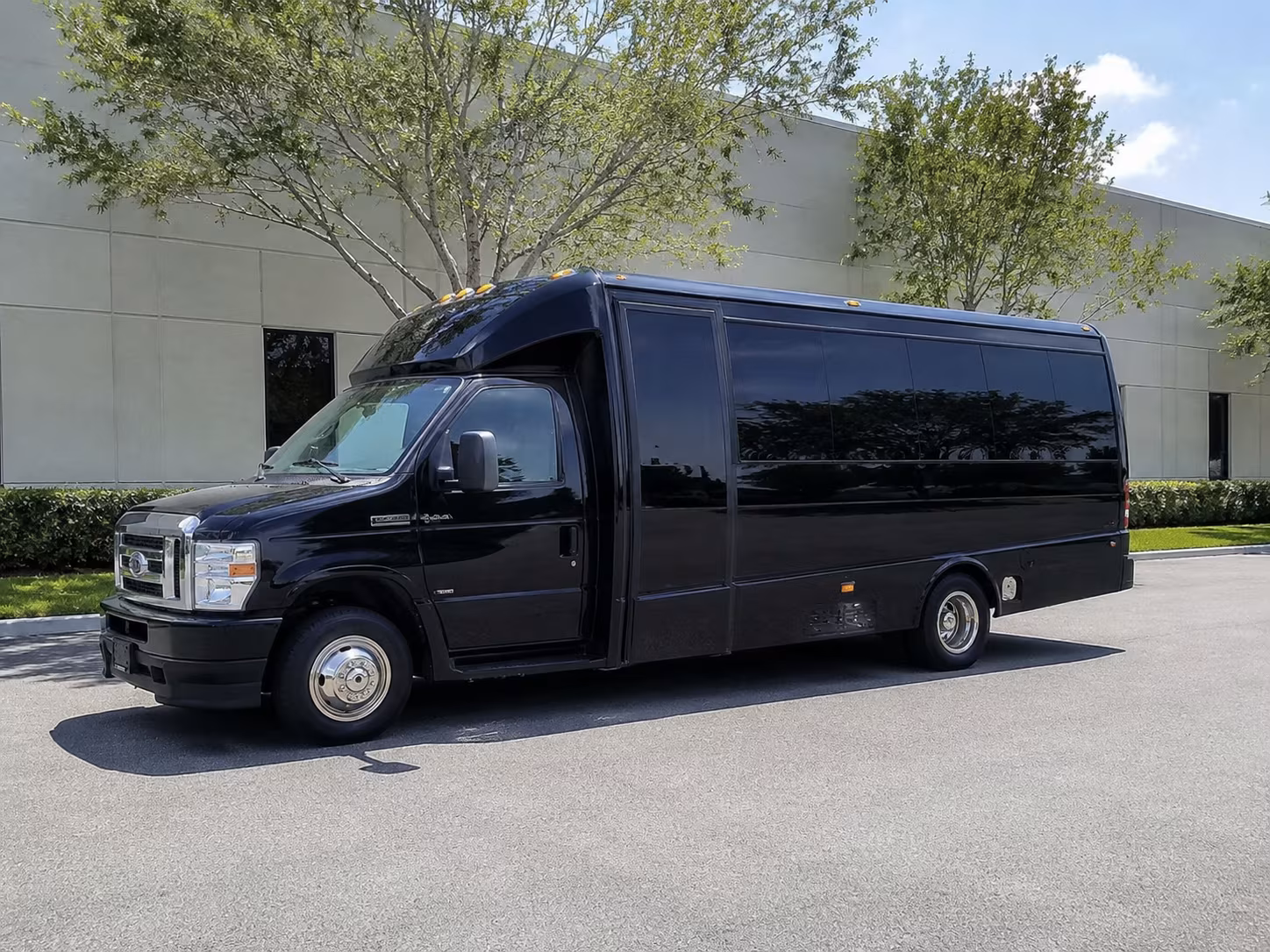 elizabethcharterbuscompany com is how elizabeth groups find wine tour transportation without calling five companies